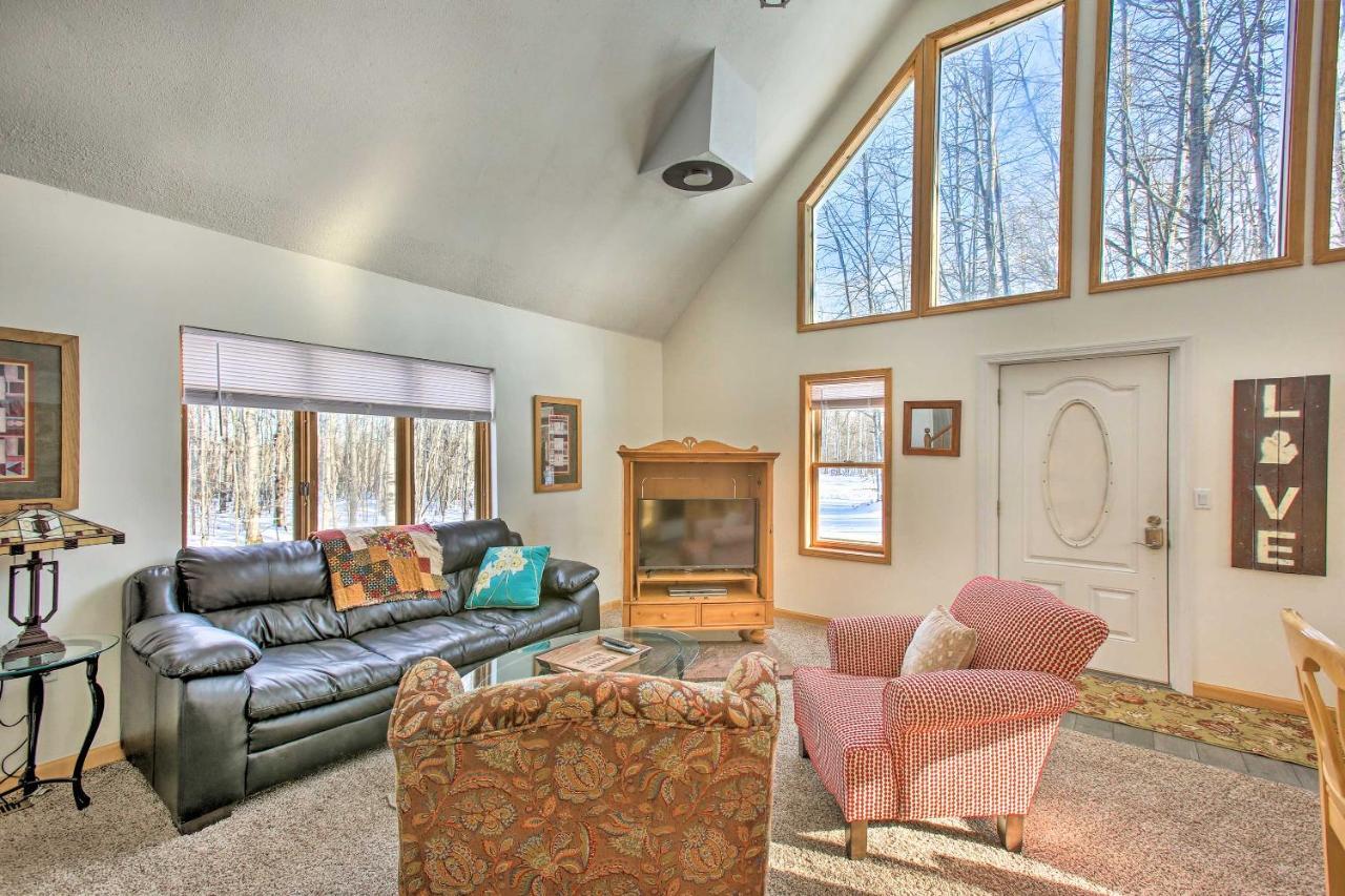 Lakes Of The North Home On Snowmobile And Atv Trail! Mancelona Exterior photo