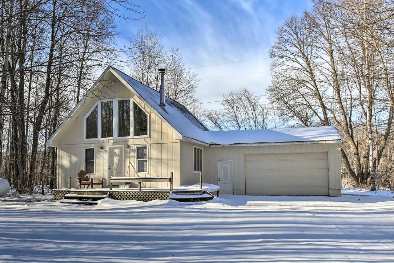 Lakes Of The North Home On Snowmobile And Atv Trail! Mancelona Exterior photo